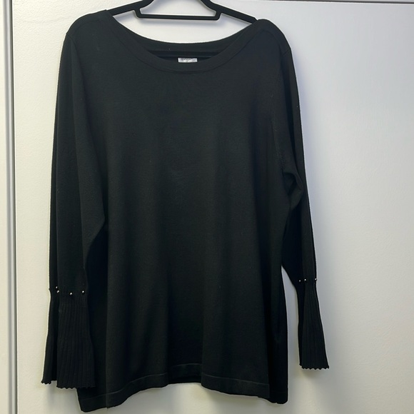 Avenue Women’s soft Black sweater bell cuffs with embellishments size 18 - Picture 1 of 8